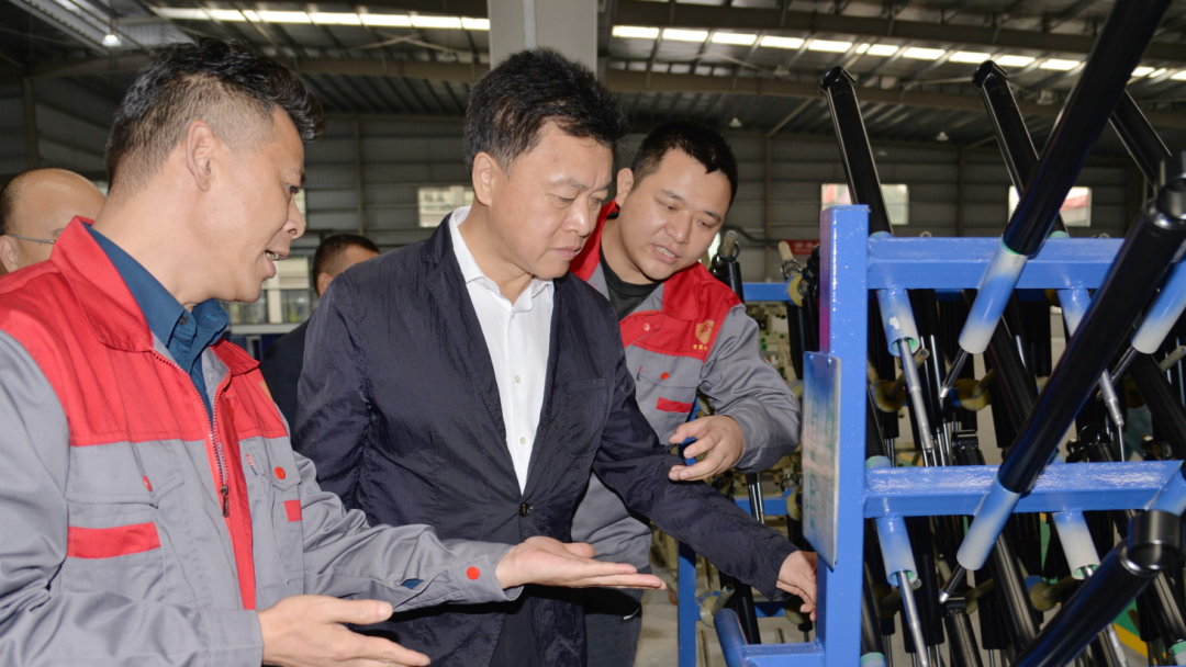 荣昌区委书记高洪波:民营经济是经济增长的主力军凤凰网重庆_凤凰网