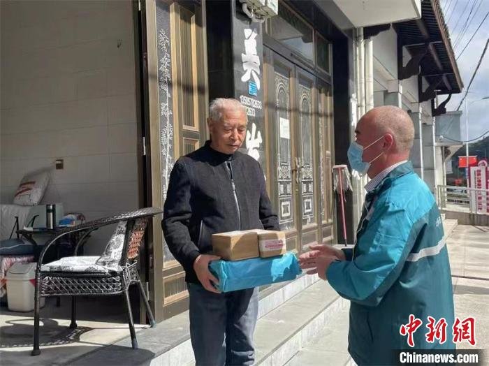 独家速递：王牌特工2迅雷下载链接公布，尽享高清观影乐趣