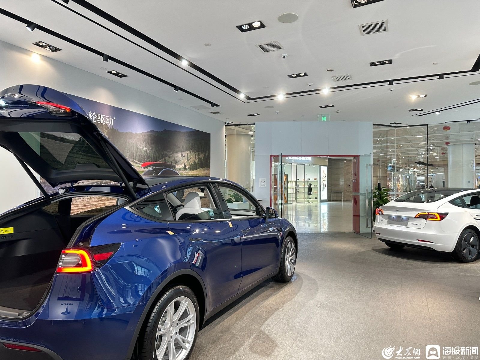 特斯拉"六连涨"后突降价近10% 济南门店:这2天卖了1个月的量凤凰网