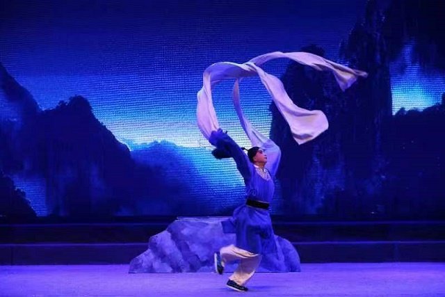 陇剧《司文郎》“闯狱”