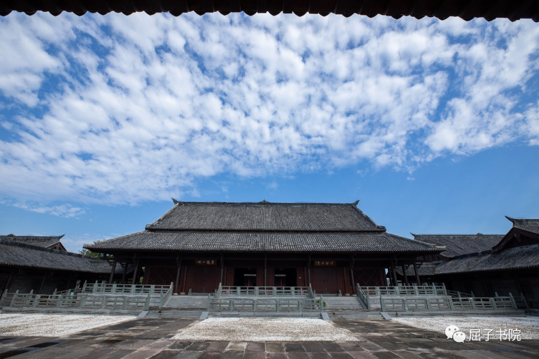 屈子书院沅湘堂屈子书院院落一角屈子书院亭台水榭汨罗市委书记朱平波