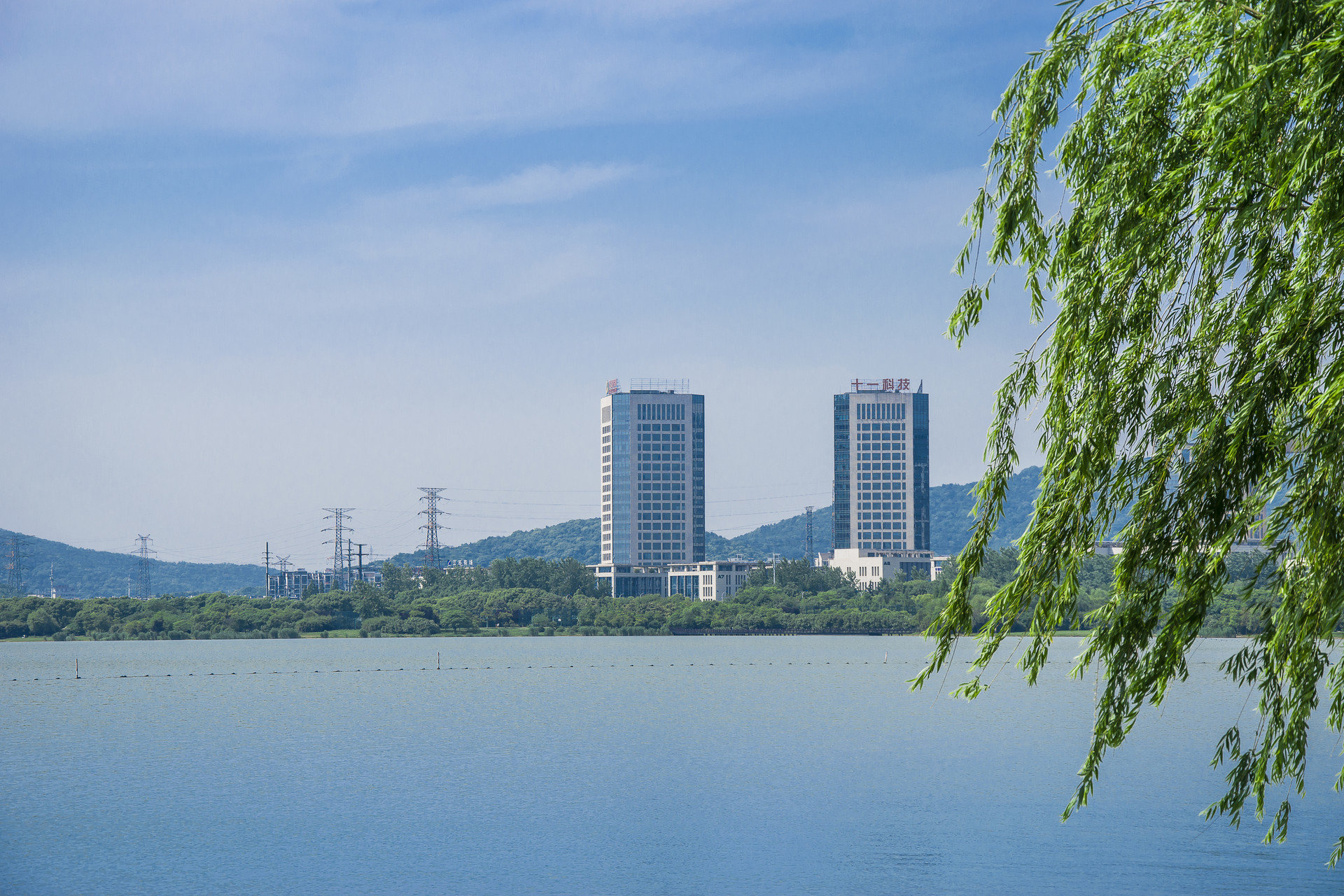 锡山区委书记方力：抓“实”项目，加快引建增后劲