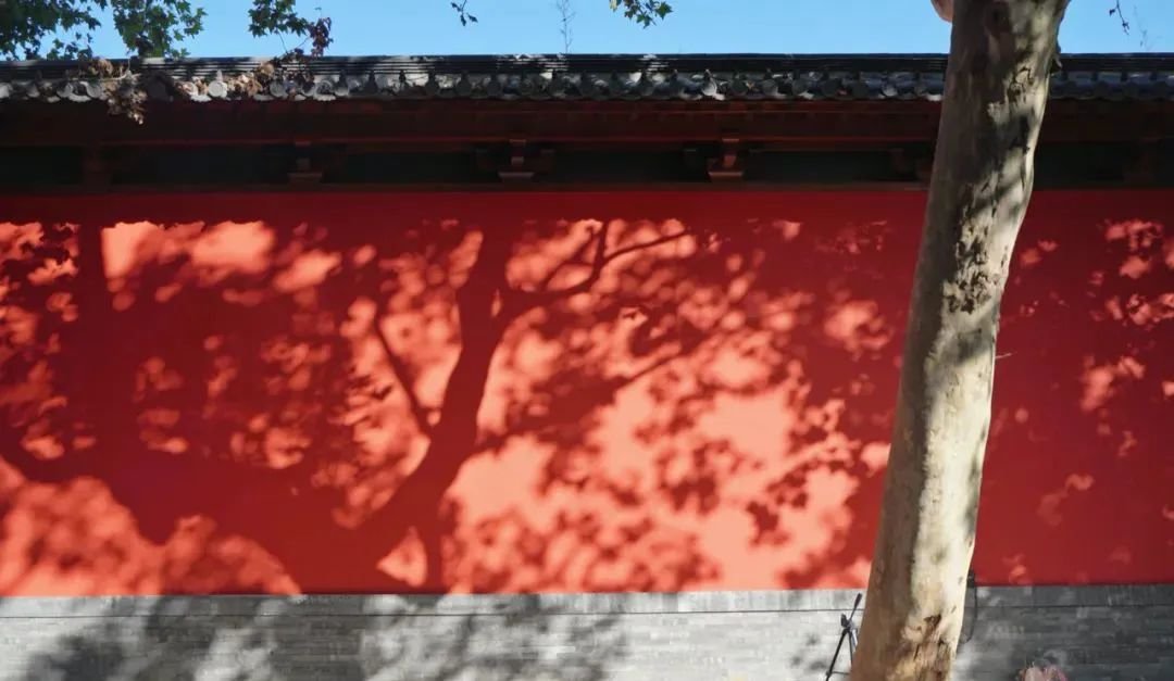 德寿宫遗址博物馆外的红墙