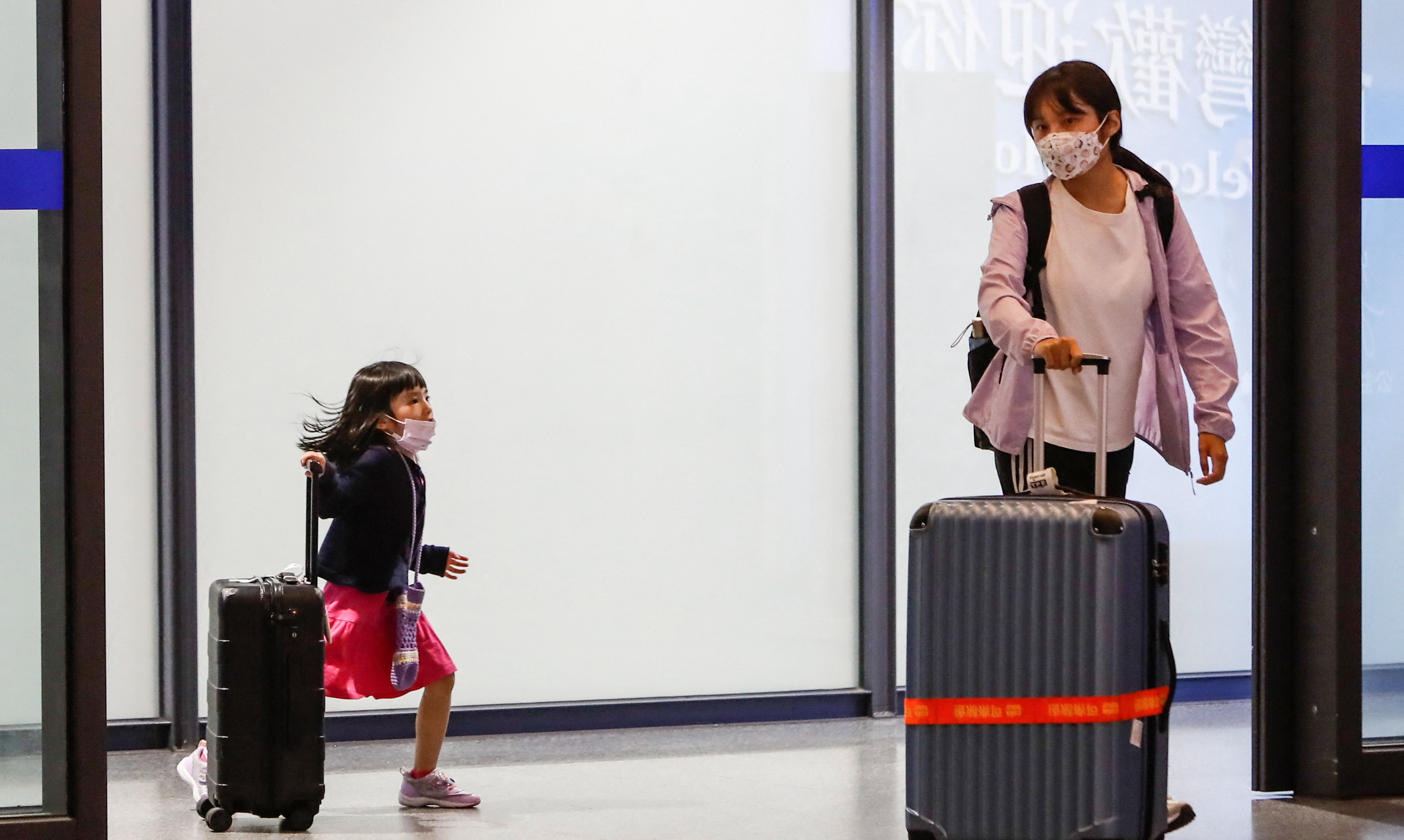台湾7日起开放大陆籍研修生 港澳团客赴台_凤凰网视频_凤凰网