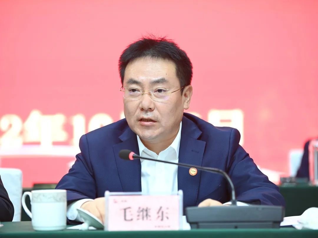 党委副书记,总经理毛继东