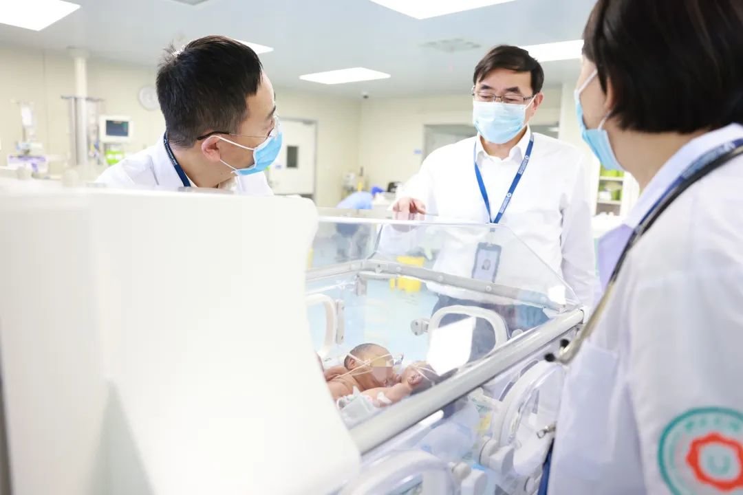 舒强书记参与会诊