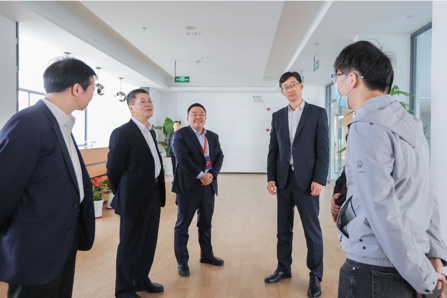 重磅!湖南大学苏州高等研究院在苏州相城经开区揭牌成立!