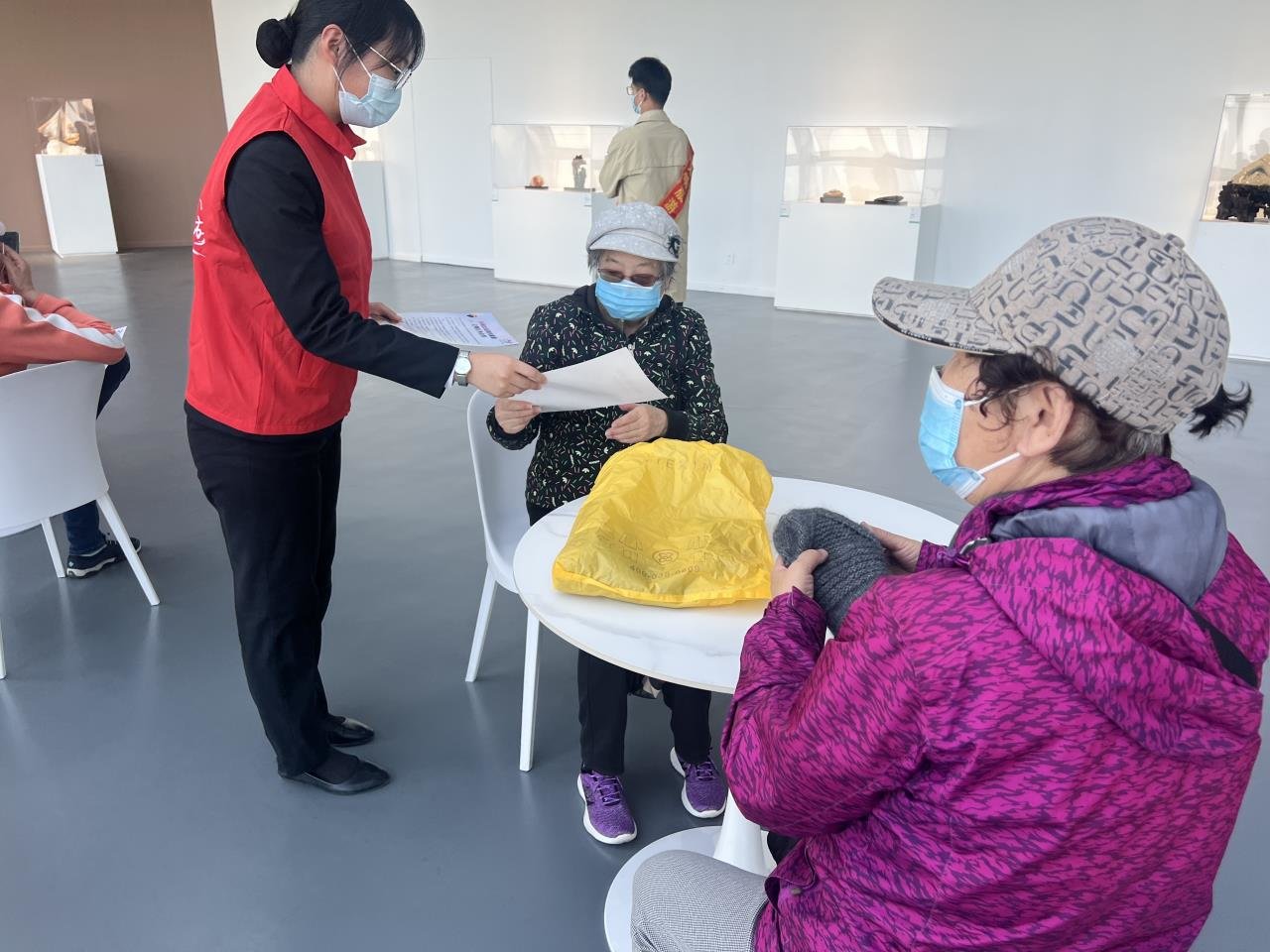 志愿实践花开海天！打卡体验酒店景区里的文明旅游