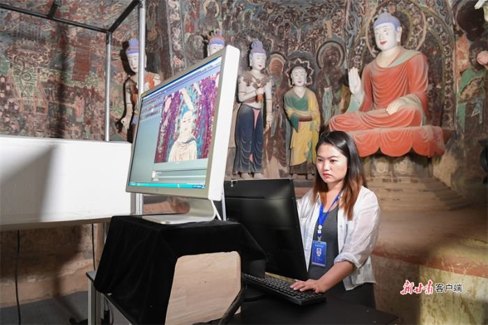 文保工作者对洞窟进行数字化采集 新甘肃&middot;甘肃日报记者 张铁梁