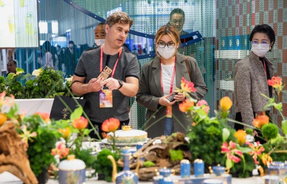 龙珠阁 ‖ 瓷博会首展&middot;遇见一场久违的中国仪式感！