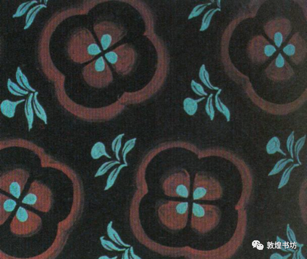 莫高窟第12窟女供养人裙饰几何纹暗地衬花草纹