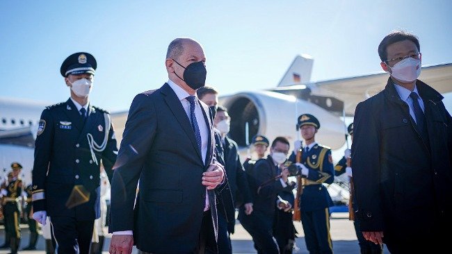 凤凰早报|美国三任总统将正面对决;布林肯就朔尔茨访华表态