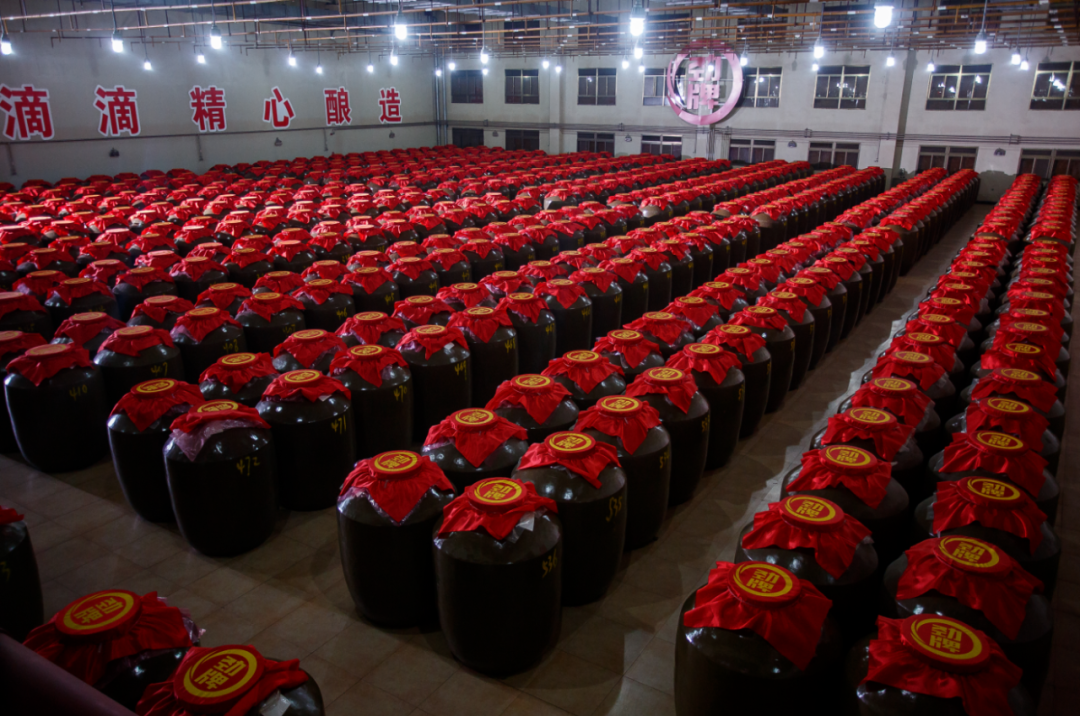 行业第一家!劲牌年份酒通过双重权威认证_凤凰网