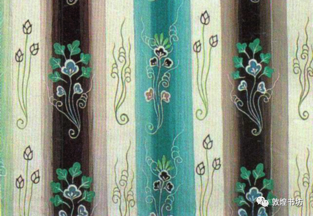 莫高窟第9窟女供养人披肩巾染缬彩晕竖条花草纹