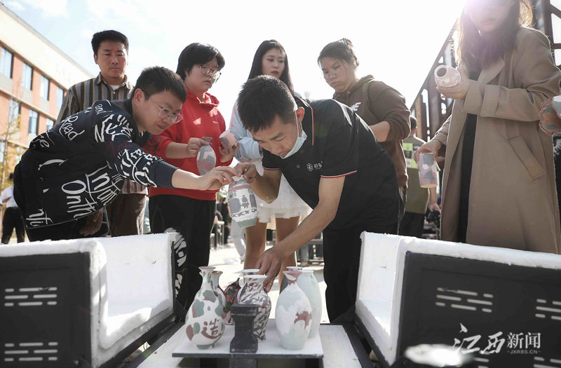 景德镇：乐享瓷博 陶瓷乐烧（图）凤凰网江西凤凰网 