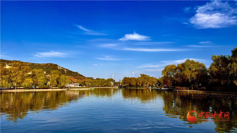 蓝天碧水好环境