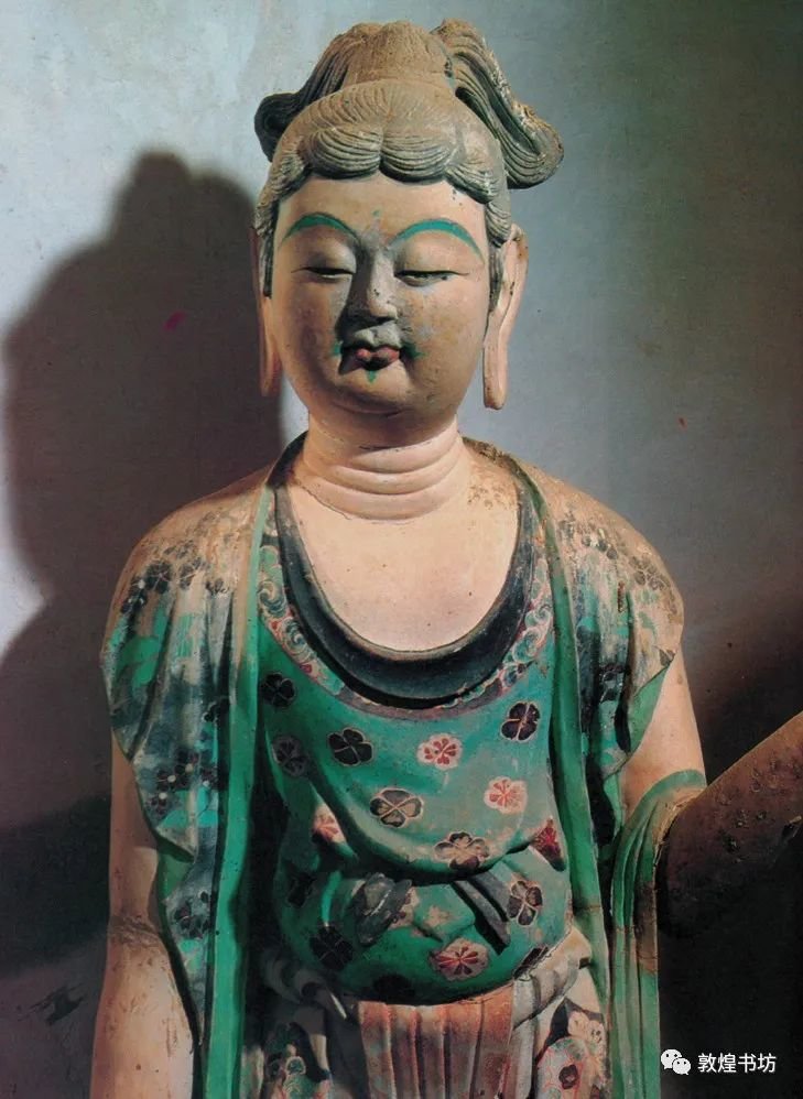 莫高窟第194窟 彩塑菩萨