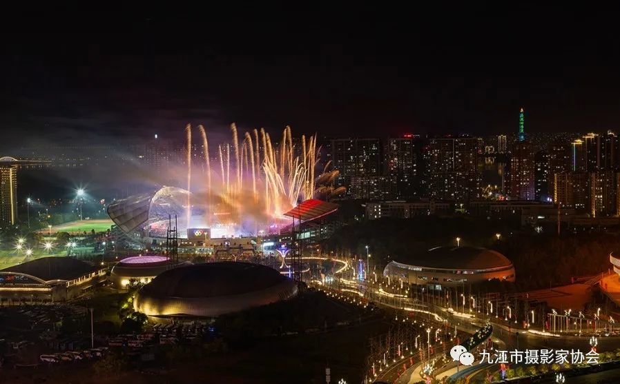 《绽放省运》 曹俊林 摄