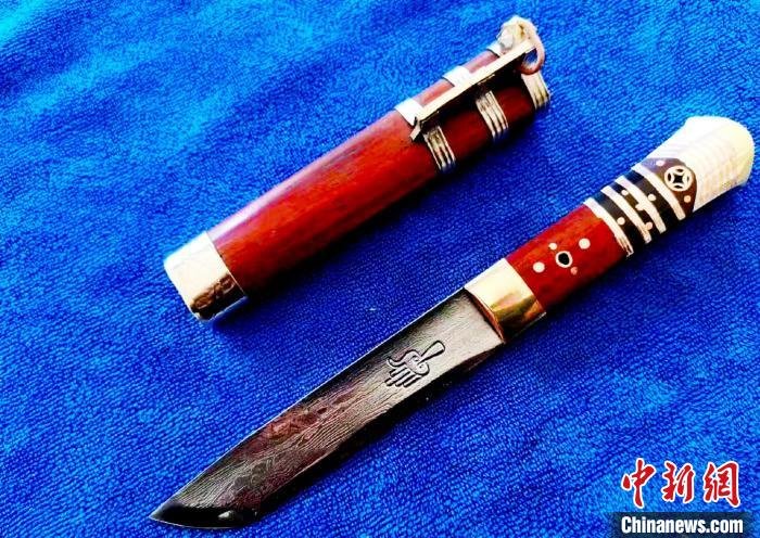 图为保安腰刀。(资料图) 甘肃省非物质文化遗产保护中心供图