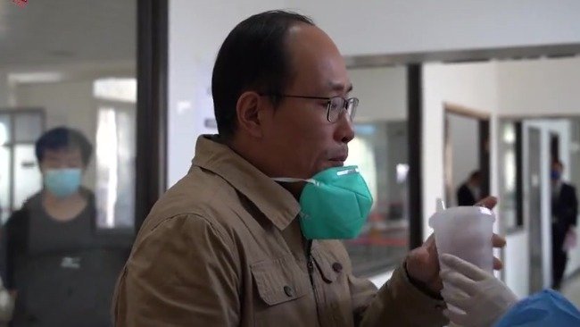 北京启动吸入式新冠疫苗接种 接种者:味道偏甜_凤凰网视频_凤凰网