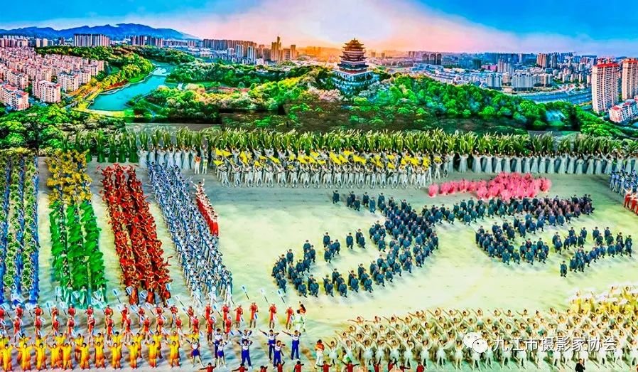 《美丽画卷》 李定华 摄