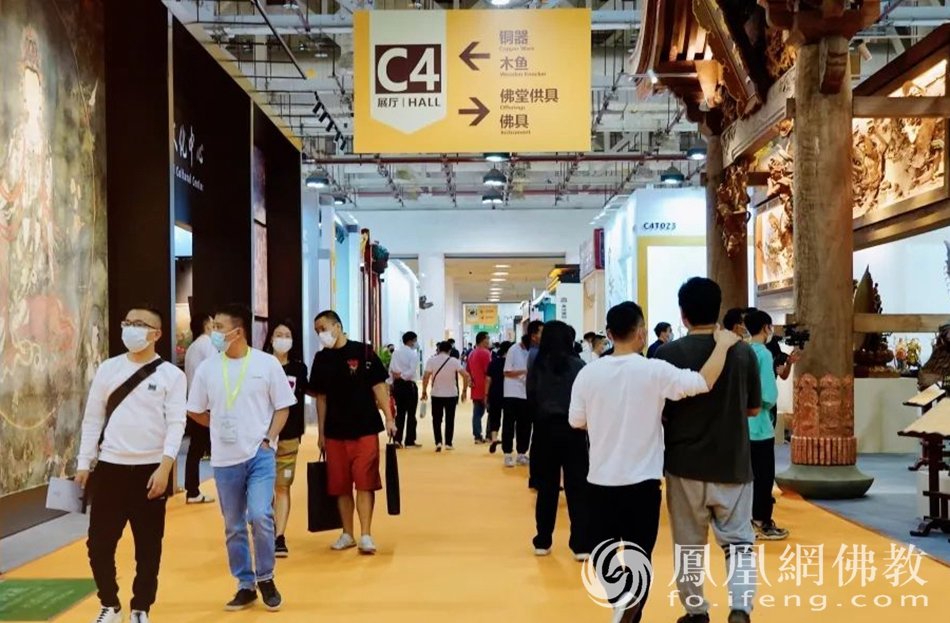 2022厦门国际佛事用品（秋季）展展厅（图片来源：凤凰网佛教 摄影：王子轩）