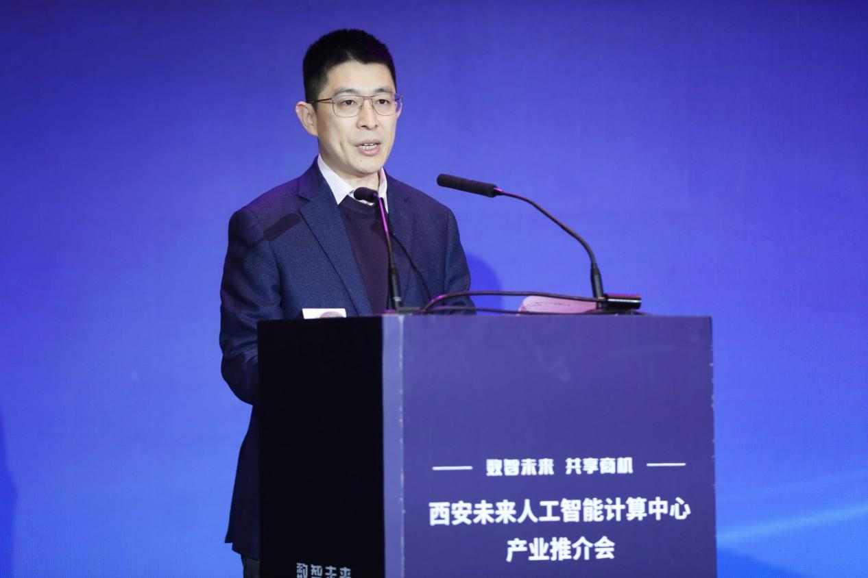 西安市雁塔区人民政府副区长聂虎