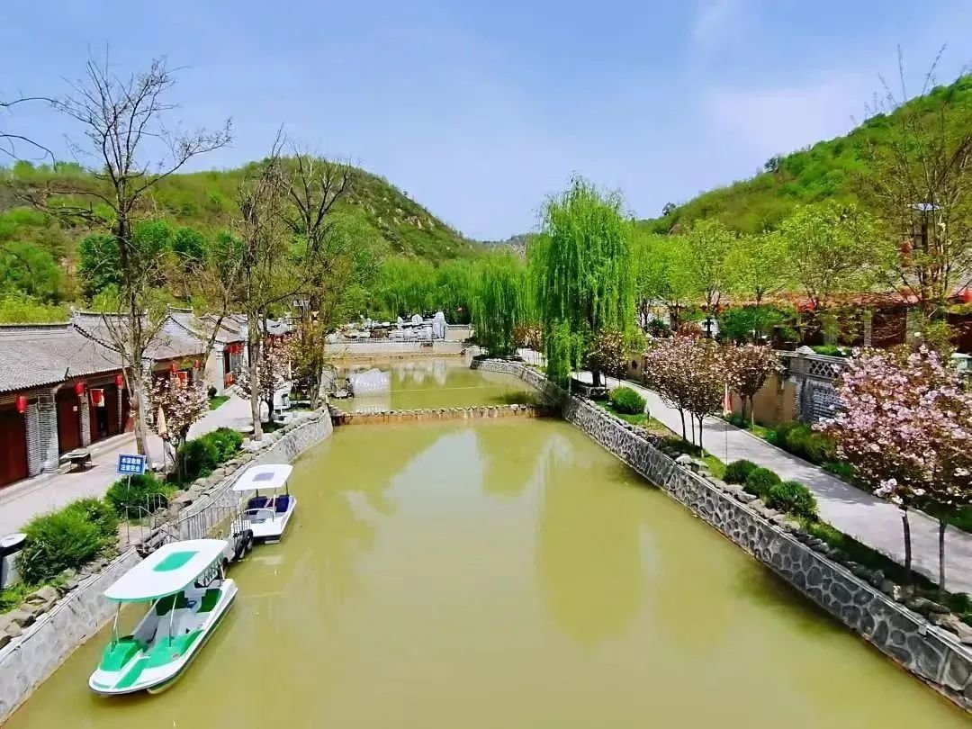 “踢”上热搜的甘肃泾川，还有更出名的王母宫大云寺