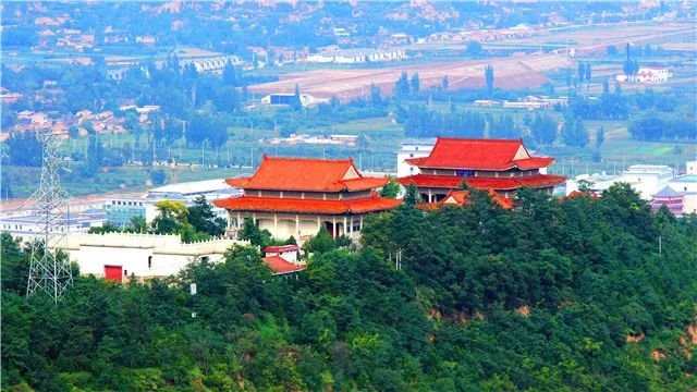 “踢”上热搜的甘肃泾川，还有更出名的王母宫大云寺