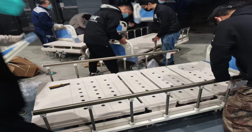 锦卫林工作人员紧急安装