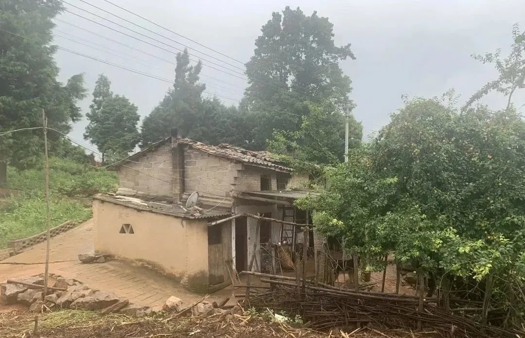 外公外婆的家。图/局外人视频