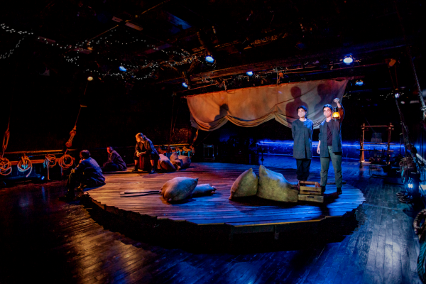 潘奕竹在舞台和电影美术设计中奋力实现人生价值