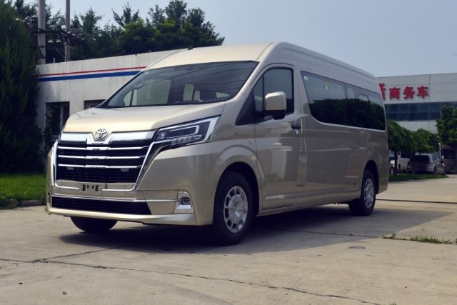 2021款丰田海狮35l自动13座30万起售