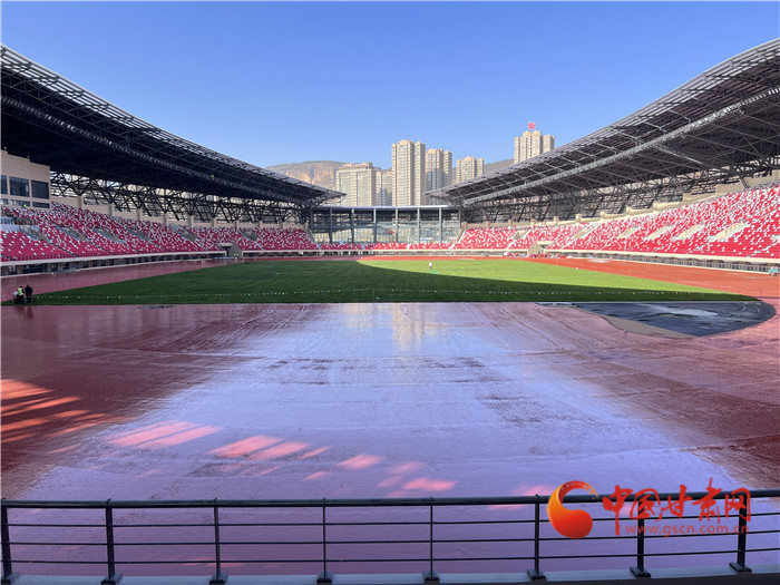 甘肃泾川“出圈”背后 是精彩绽放的绿茵梦想