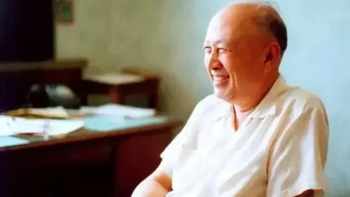搞火箭研究有多危险？实验室被炸后，钱学森导师卡门大声骂“滚”