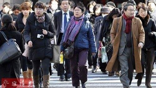 日本人在变矮，韩国人在自杀，印度人在挨饿，亚洲到底怎么了？_凤凰网