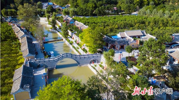 泾川白家民俗文化村