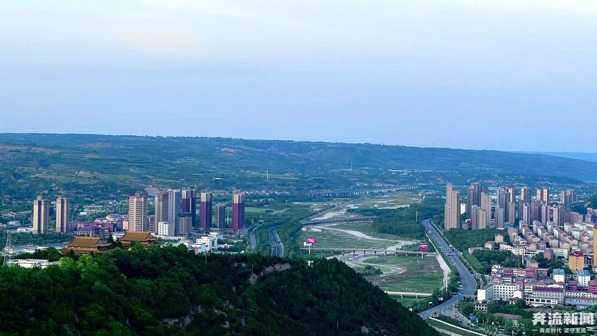 这就是传说中的文武双全吧！甘肃Boy凭实力"踢"火小城