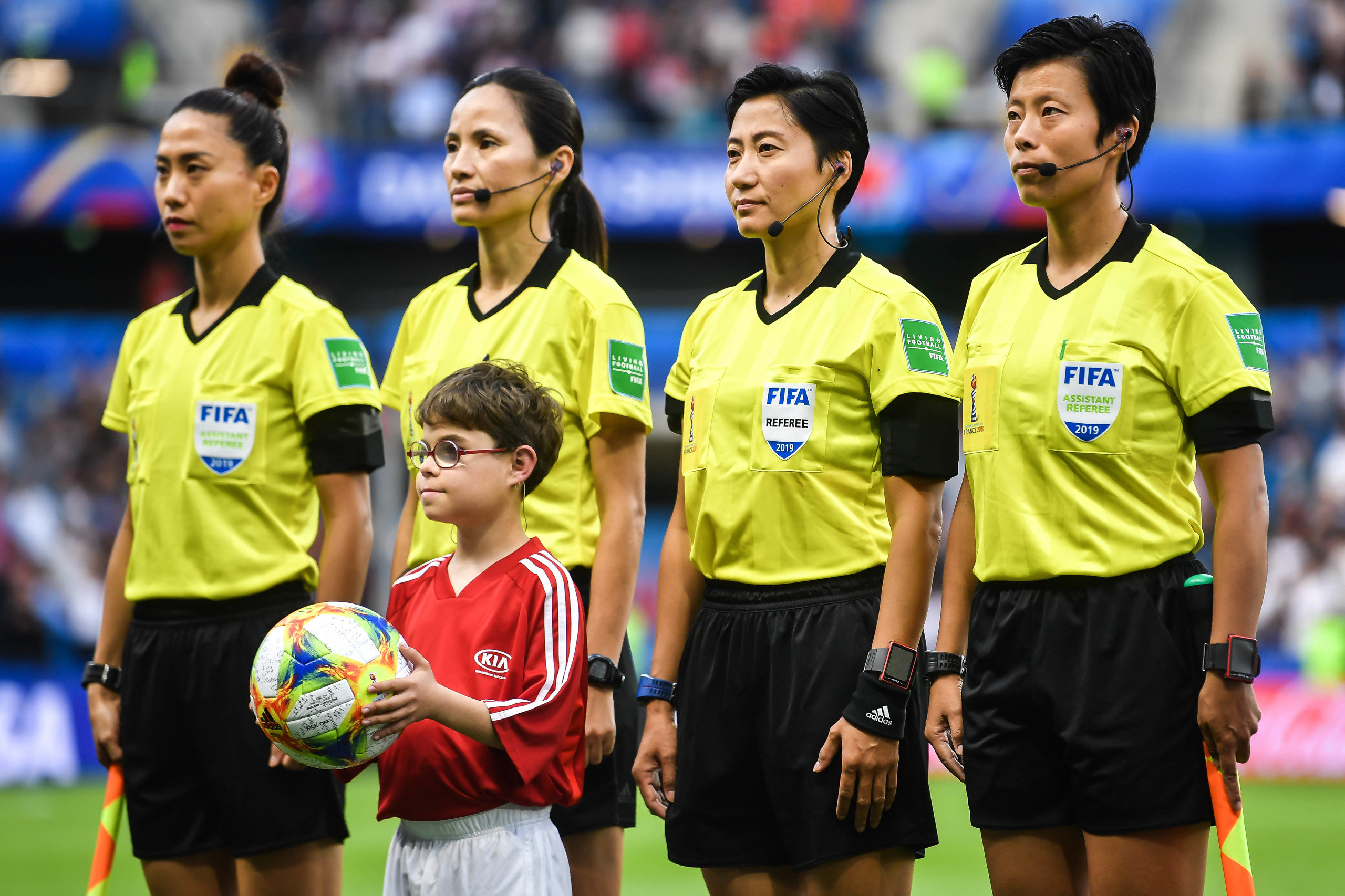 除视频助理裁判，女足世界杯依旧保持了全女性的裁判阵容。