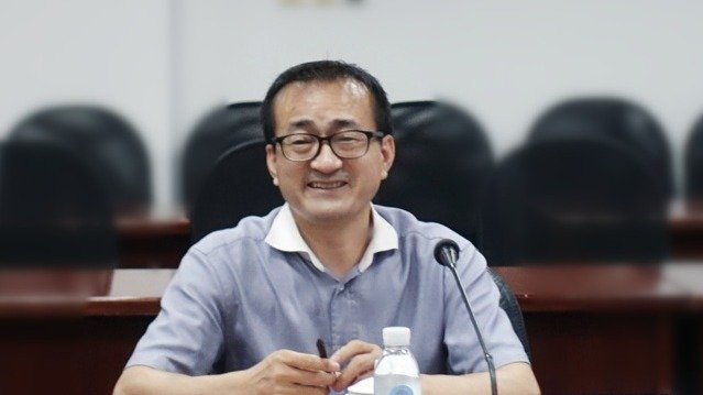 上海财经大学校长 刘元春:中国40万博士生月收入3000元