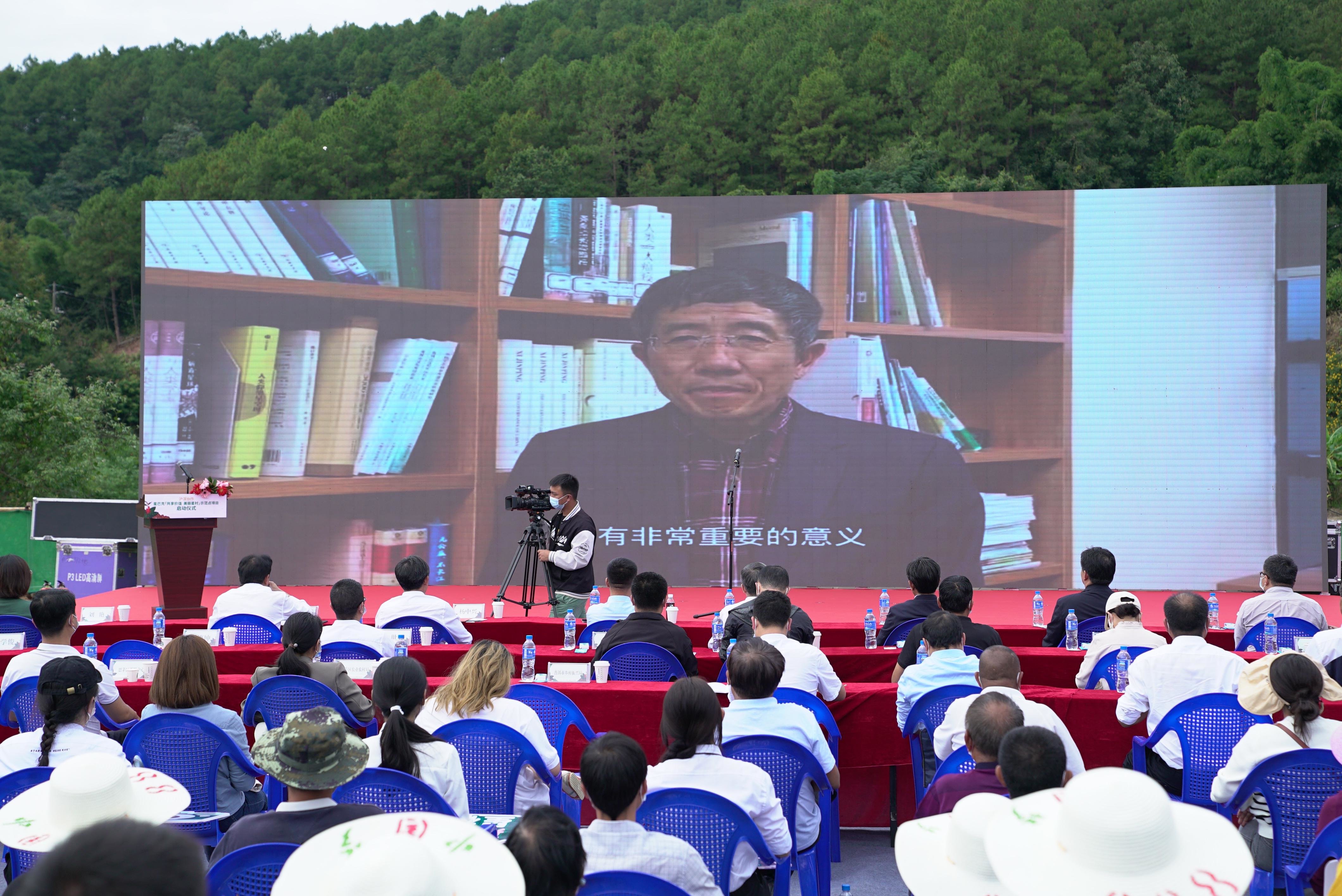(中国农业大学教授 李小云)