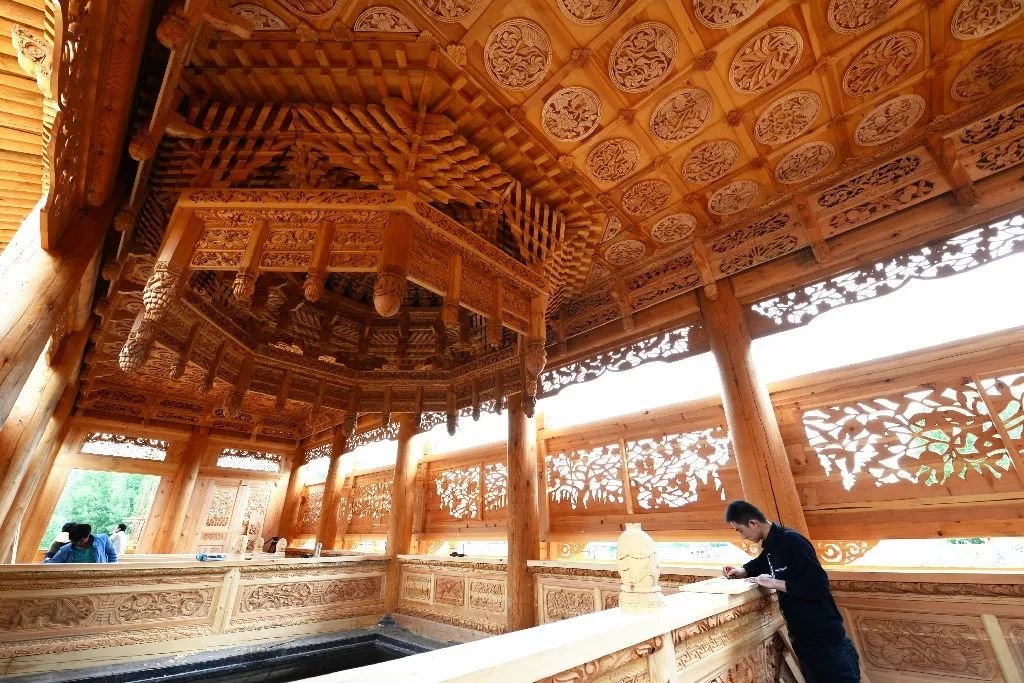 久负盛名的临夏白塔木匠 蜚声全国