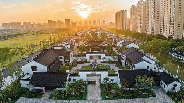 苏宿工业园区苏州街(2022年9月2日摄) 陈红摄