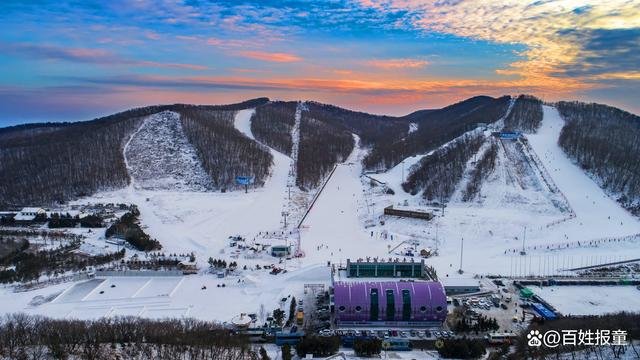 莲花山滑雪场