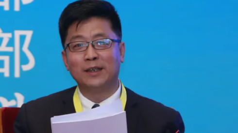 如何看未来中日关系的发展趋势和方向？杨伯江：既存合作空间也有矛盾分歧