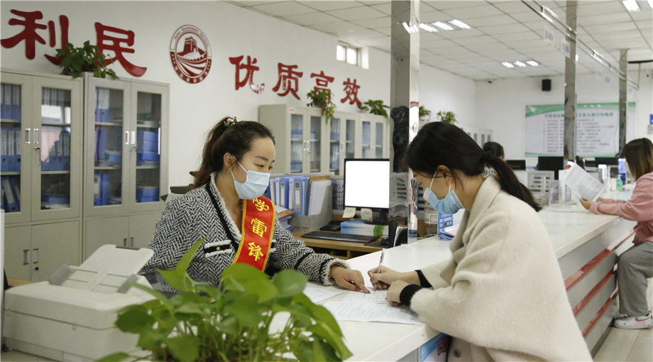 河北邢台：政策找人 服务上门1_副本.jpg