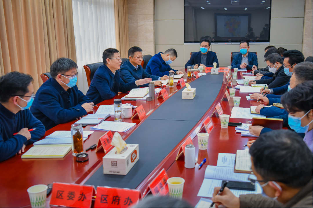 綦江区委书记姜天波:迅速把工作重心转移到经济社会发展上来凤凰网