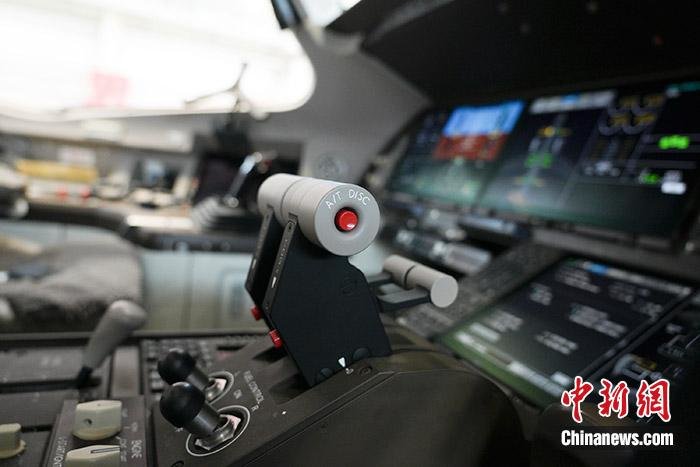 东航C919客机驾驶舱。 东航 供图