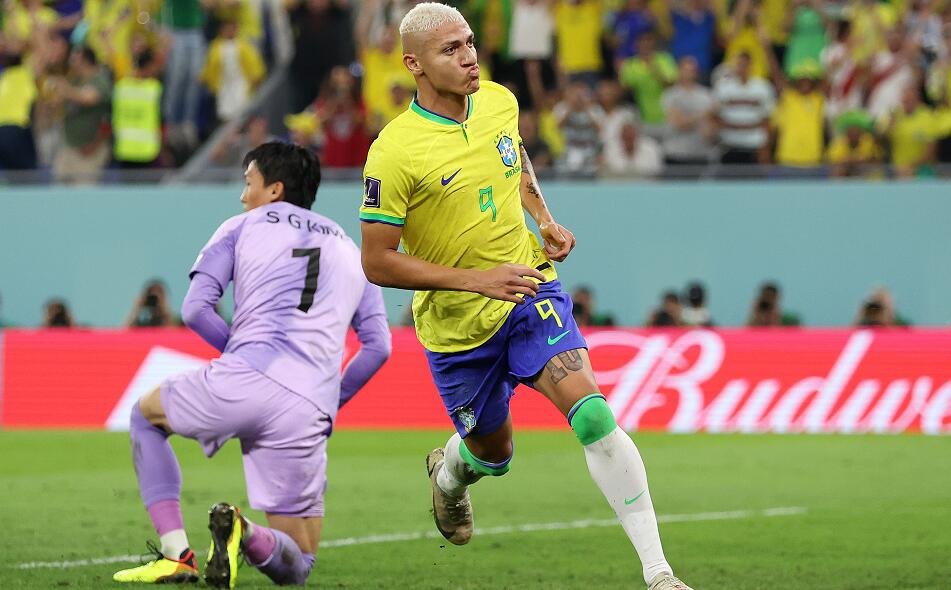 巴西4-1狂胜韩国晋级8强！亚足联球队全部出局