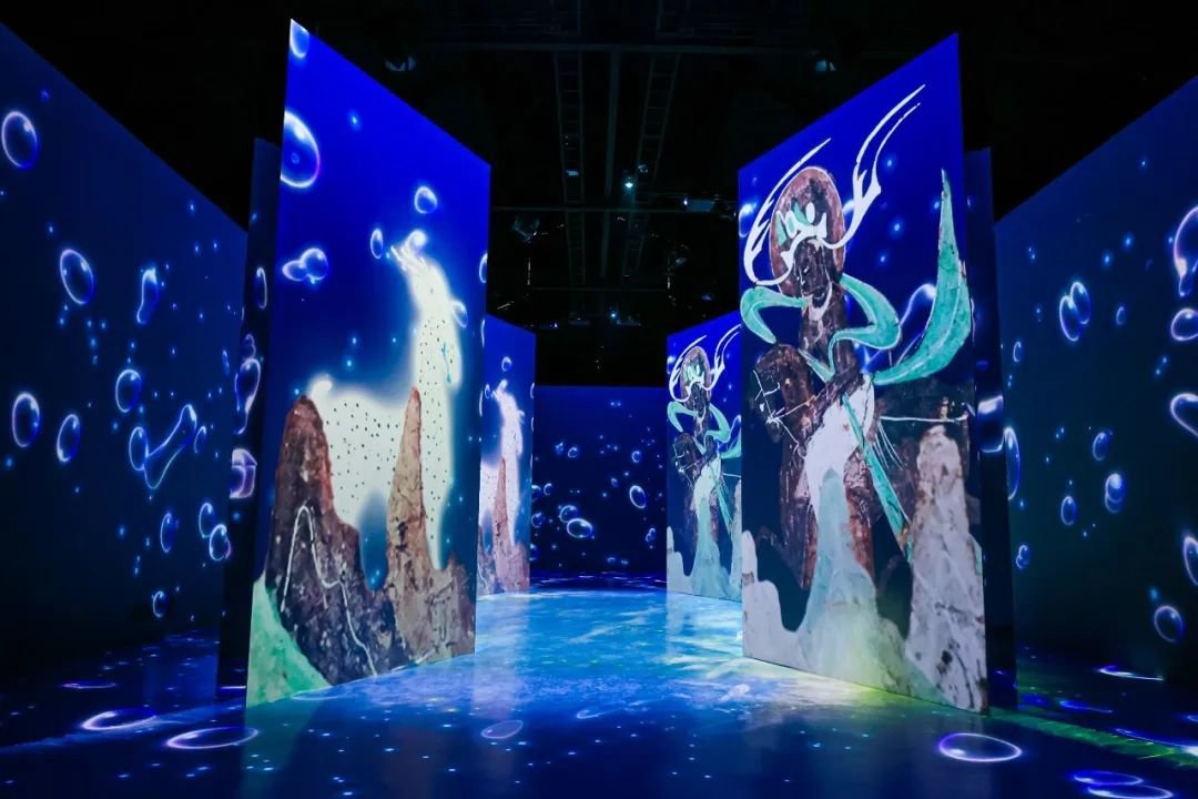 上海遇见敦煌光影展现场